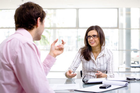 商人們?nèi)游募? />
</span>
<span id=